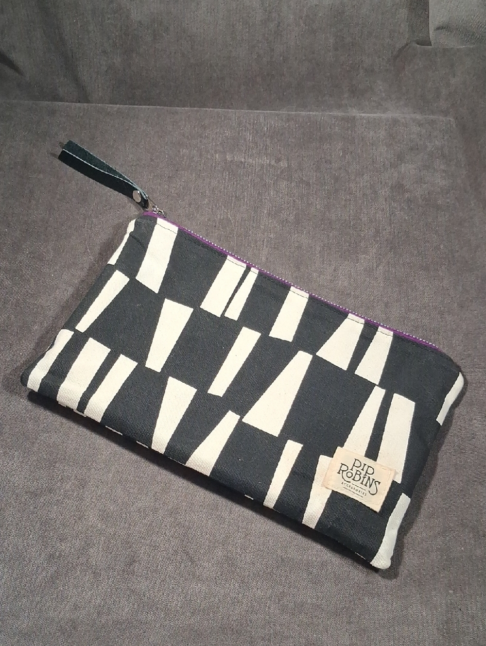 Pip Robins Accessories Black White Canvas Bag with Purple and Silver Zip NEW
